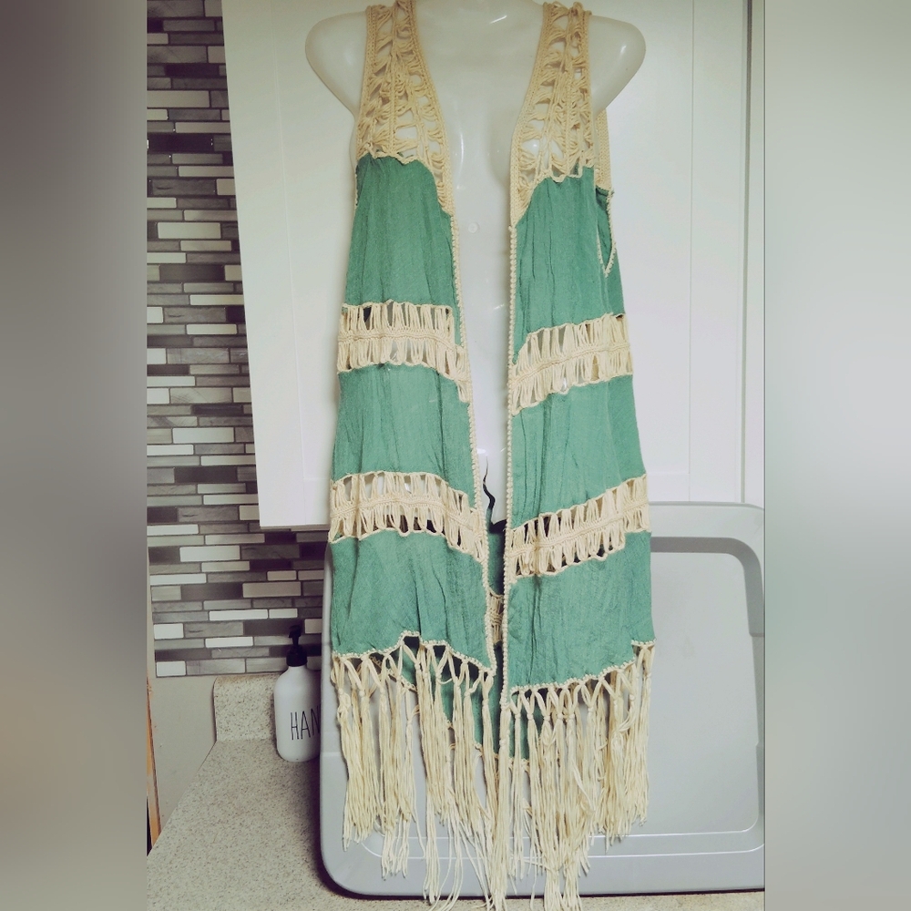 Umgee Crochet Knit cardigan Sz-L